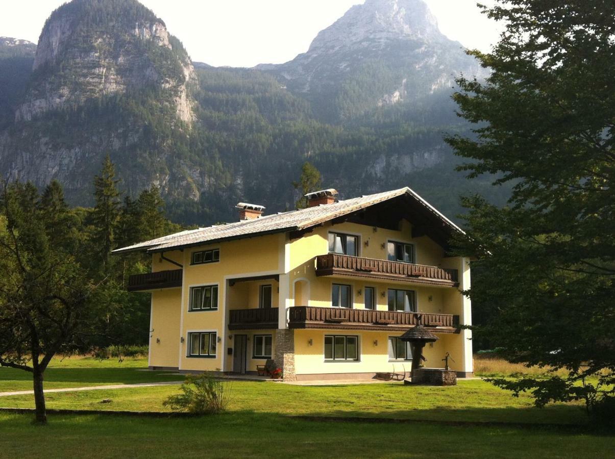 Landhaus Lilly โอเบอร์ทราวน์ ภายนอก รูปภาพ